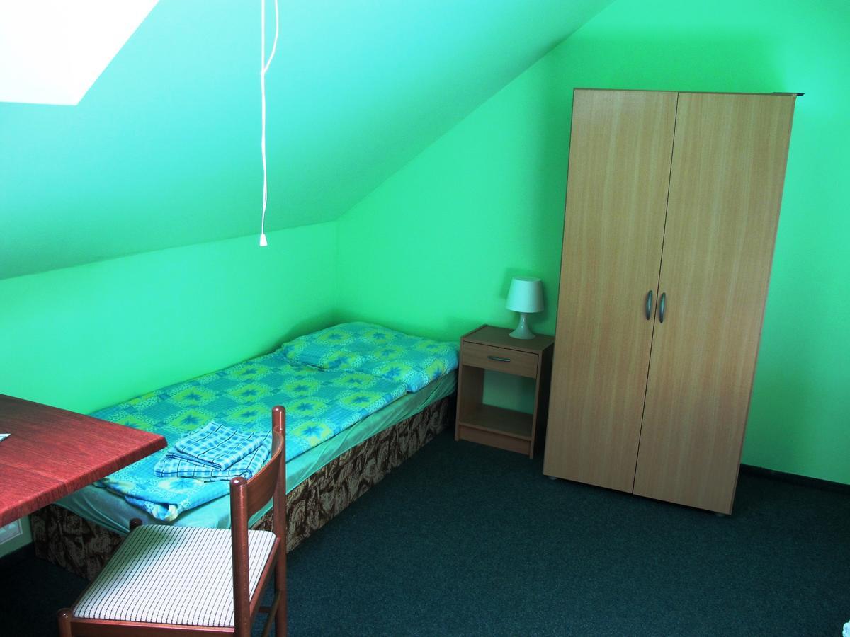 Hotel U Lisky Hostka  Екстериор снимка