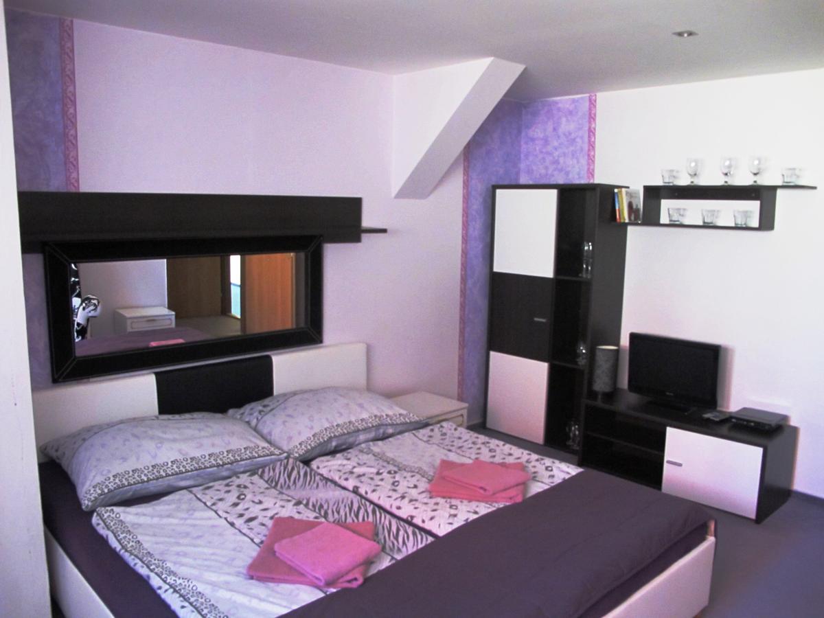 Hotel U Lisky Hostka  Екстериор снимка