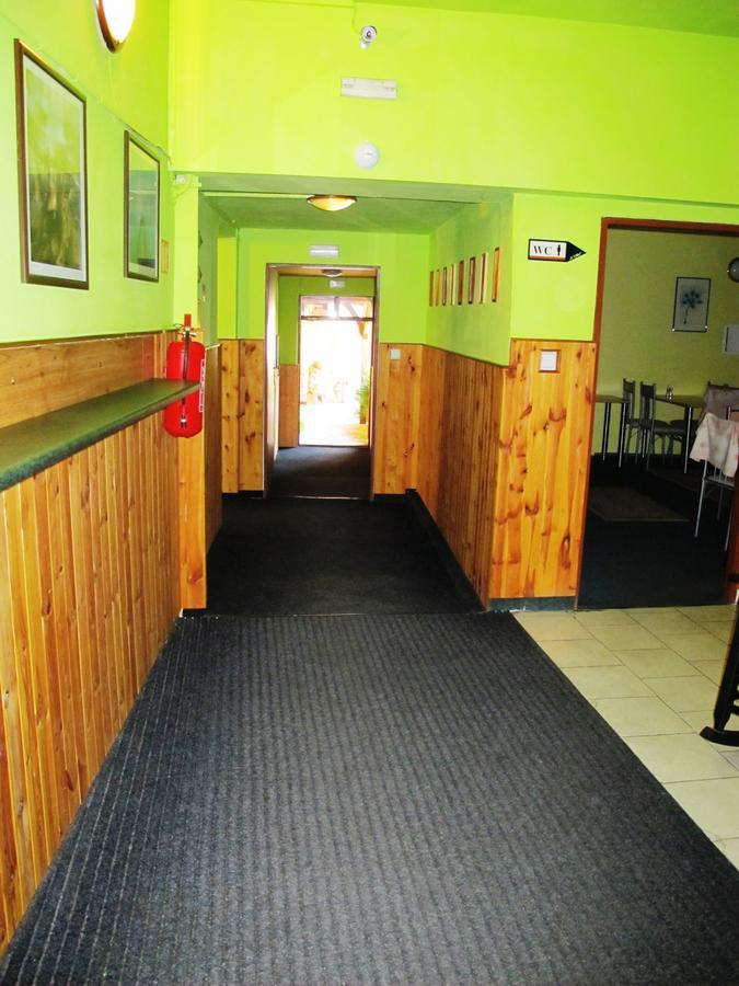 Hotel U Lisky Hostka  Екстериор снимка