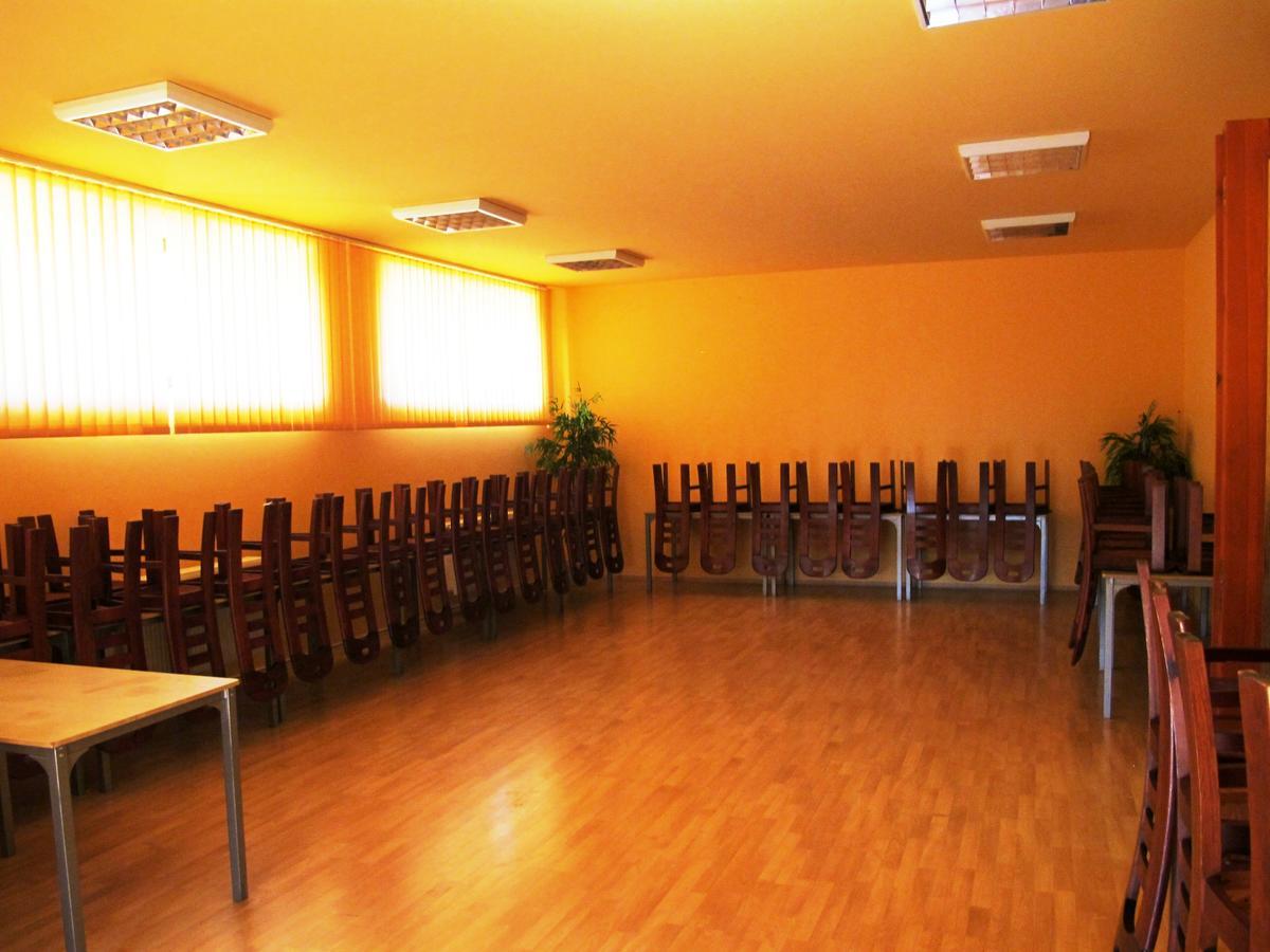 Hotel U Lisky Hostka  Екстериор снимка
